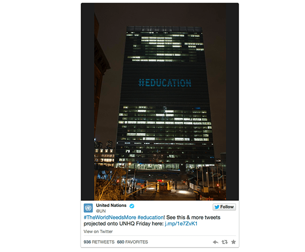 Хэштег на здании UN