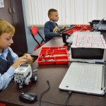 Центр технического творчества – как детей учат робототехнике в Новосибирске