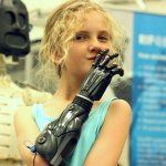 Видеокарточки Теплицы: как в Звездных войнах, бионическая рука для ребенка