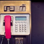 Смартфон или кнопочный телефон, что безопаснее?