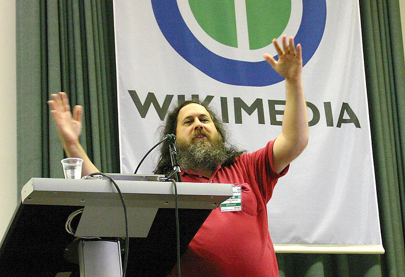Ричард Столлман на «Викимании-2005», CC BY-SA 3.0