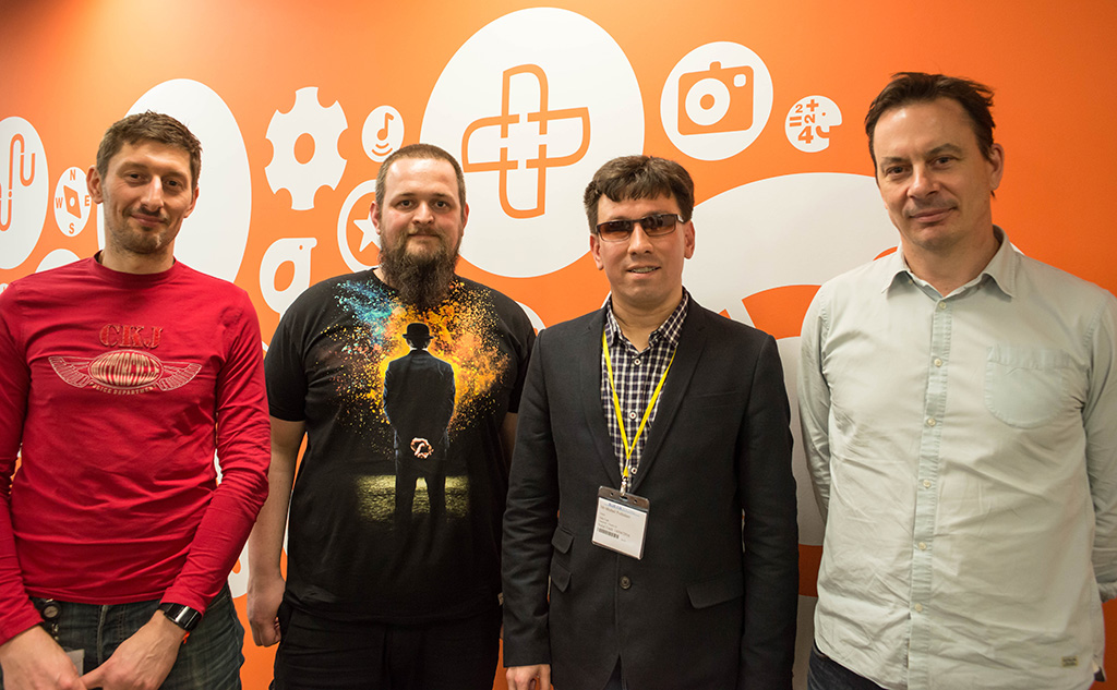 Михаил Пожидаев со специалистами компании Canonical (компания развивает проекты свободного программного обеспечения), Саутуарк, Лондон. 